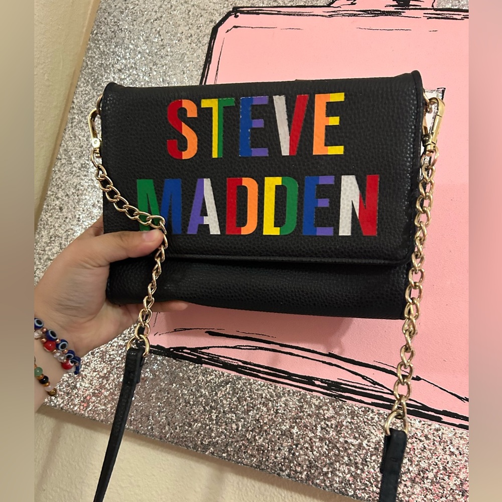 Purse cross over